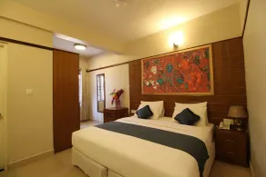 Srivar Hotels - Room