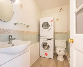 Lakeside Lodge - Baño