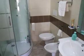 Le Tre Rose Bed & Breakfast - Bathroom