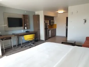 MainStay Suites Great Falls Airport - Chambre