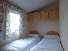 Homely 4 Berth Caravan For Hire In Lincolnshire At Sunnydale, Ref 35122S - Rom