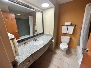 Best Western Plus Bass Hotel & Suites - Salle de bain