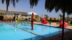 Marseilia Aqua Park - Piscina