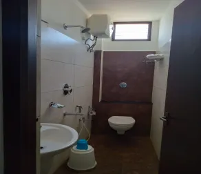 Meha Breeze Bay View Family Guest House. - Bagno
