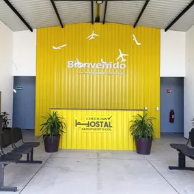CHECK INN HOSTAL AEROPUERTO GDL - Hostel - Recepción
