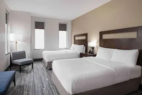 Hampton Inn & Suites Denver Downtown-Convention Center - Room