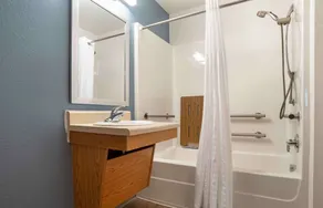 WoodSpring Suites Springdale - Salle de bain