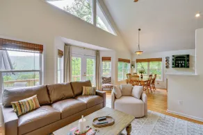 Mountain Views & Hot Tub - Your Blue Ridge Getaway - Innenbereich