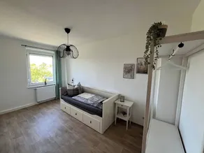 Charming 3-Room Apartment in Hoyerswerda, Lusatian Lake District - Camera