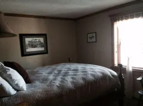 1882 Bar and Grill at River Street Inn - Chambre