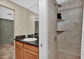 Maven's Inn & Grill - Salle de bain