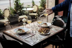 The Sparrow Hotel - Restaurant