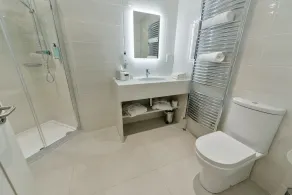 Ballyliffin TownHouse Boutique Hotel - Baño
