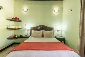 Kayak Lodge - Room