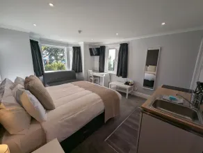 Fieldhead Hotel - Room