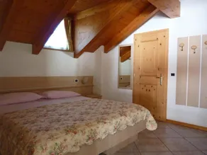 Appartamenti Majon Sotroi - Chambre