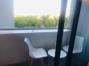 Premier Lifestyle at The Regency - Balkon