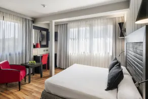 Salles Hotel Aeroport de Girona - Chambre