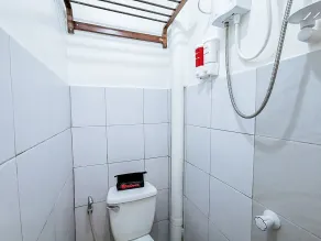 RedDoorz near KCC Mall Gensan - Chambre