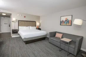 Hampton Inn & Suites Cincinnati / Kenwood - Room
