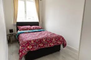2 Bedroom Cossy Detached Property - Zimmer