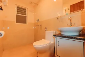 Kathmandu Aagantuk Hotel - Baño