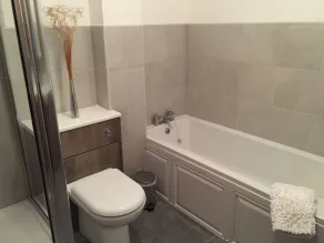 Turnberry Apartments - Salle de bain