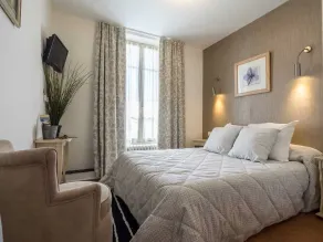 Hotel Restaurant Bellevue - Chambre