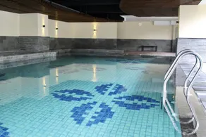 City View Studio Apartment at Tamansari La Grande - Piscina
