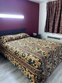 Budget Inn - Elizabeth, NJ - Room