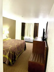 Super 8 by Wyndham Hinton-Free Breakfast,Wifi,Parking - Chambre