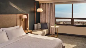 Holiday Inn & Suites Columbia NE - Ft Jackson Area by IHG - Værelse