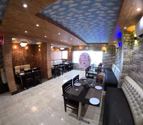 Hotel Corporate Inn - Restaurant