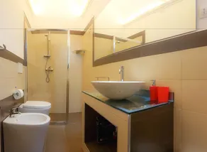 Villa Gina - Torre San Giovanni com Piscina a 5 Minutos das Maldivas de Salento - Banheiro
