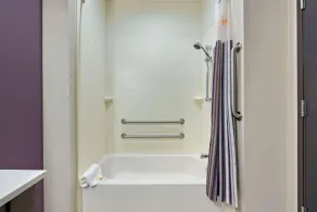 La Quinta by Wyndham Lake Charles - Westlake - Salle de bain