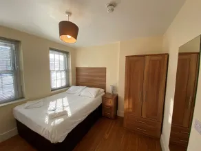 Wendover Arms Hotel - Room