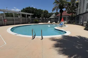 La Quinta by Wyndham Jacksonville Butler Blvd - Piscina