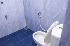 Lakeside Villa - Bathroom