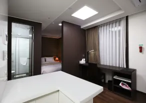 Urban Place Gangnam - Room