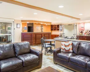 Comfort Inn & Suites Salinas City Center Area - Réception
