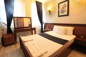 Hotel Grand Urhay - Rom