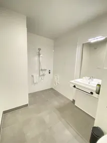 All Suites Appart Hôtel - Palaiseau - Massy TGV - Salle de bain