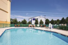 La Quinta by Wyndham Florence - Piscine