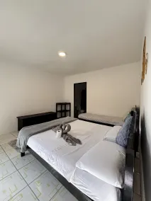 Hotel Sisters Inn - Chambre