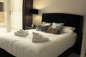 Pinnacle Residences - Cambridge Vesta - Chambre