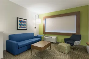 Holiday Inn Express & Suites - San Marcos South by IHG - Room