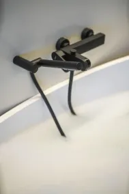IXUA Hotela - Bathroom
