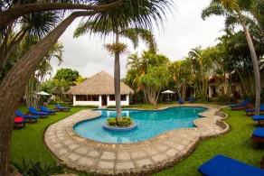 Hotel Dos Mundos Panajachel - Piscina