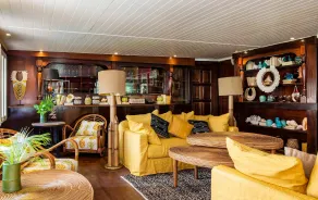 GYP SEA Saint Barth - Lobby sitting area