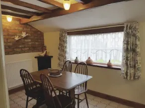 Oak Cottage - Matservice på rummet